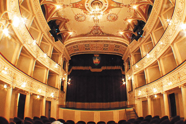 Interno Teatro Ciro Pinsuti