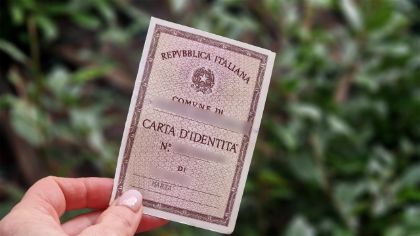 Sostituzione della carta d’identità cartacea: scadenza fissata al 3 agosto 2026 Sostituzione della carta d’identità cartacea: scadenza fissata al 3 agosto 2026